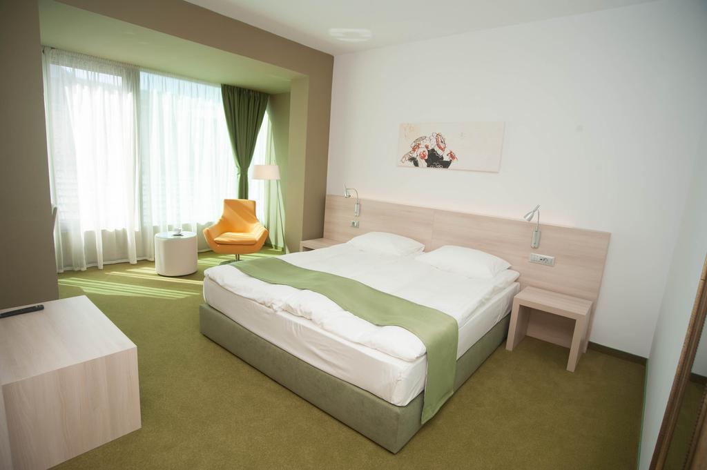 Hotel Armatti Braşov Esterno foto