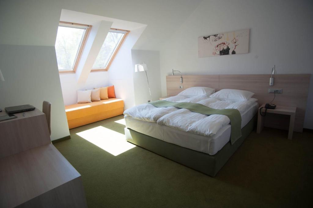 Hotel Armatti Braşov Esterno foto